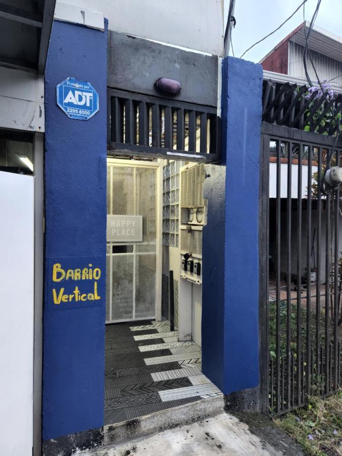 Edificio El Barrio Vertical サンホセ エクステリア 写真