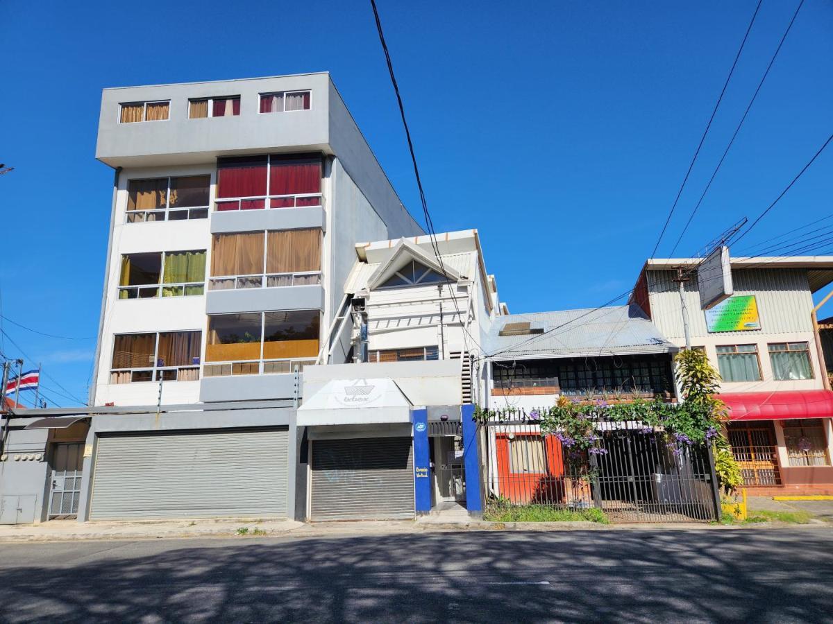 Edificio El Barrio Vertical サンホセ エクステリア 写真